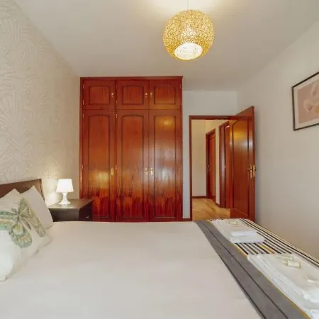 Center Premium By Vacationy By Interhome Apartment